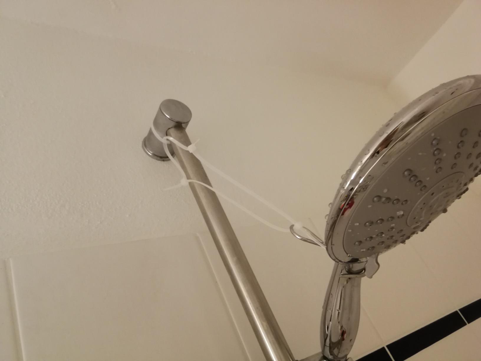 Riesige Brause, weiches Wasser