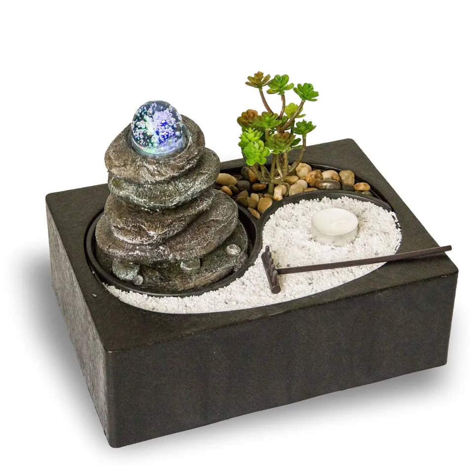 lemodo-zimmerbrunnen-tischbrunnen-mit-led-glaskugel-und-yin-yang-felsengarten image 1
