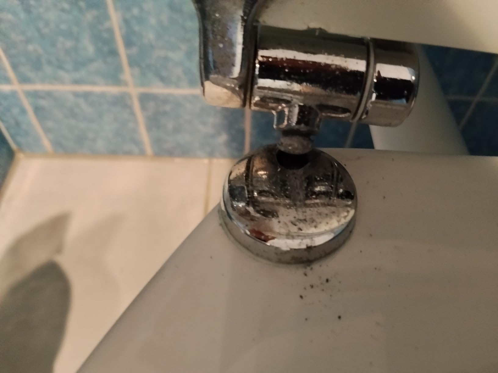 Dämpfung nach kurzer Zeit schwächer